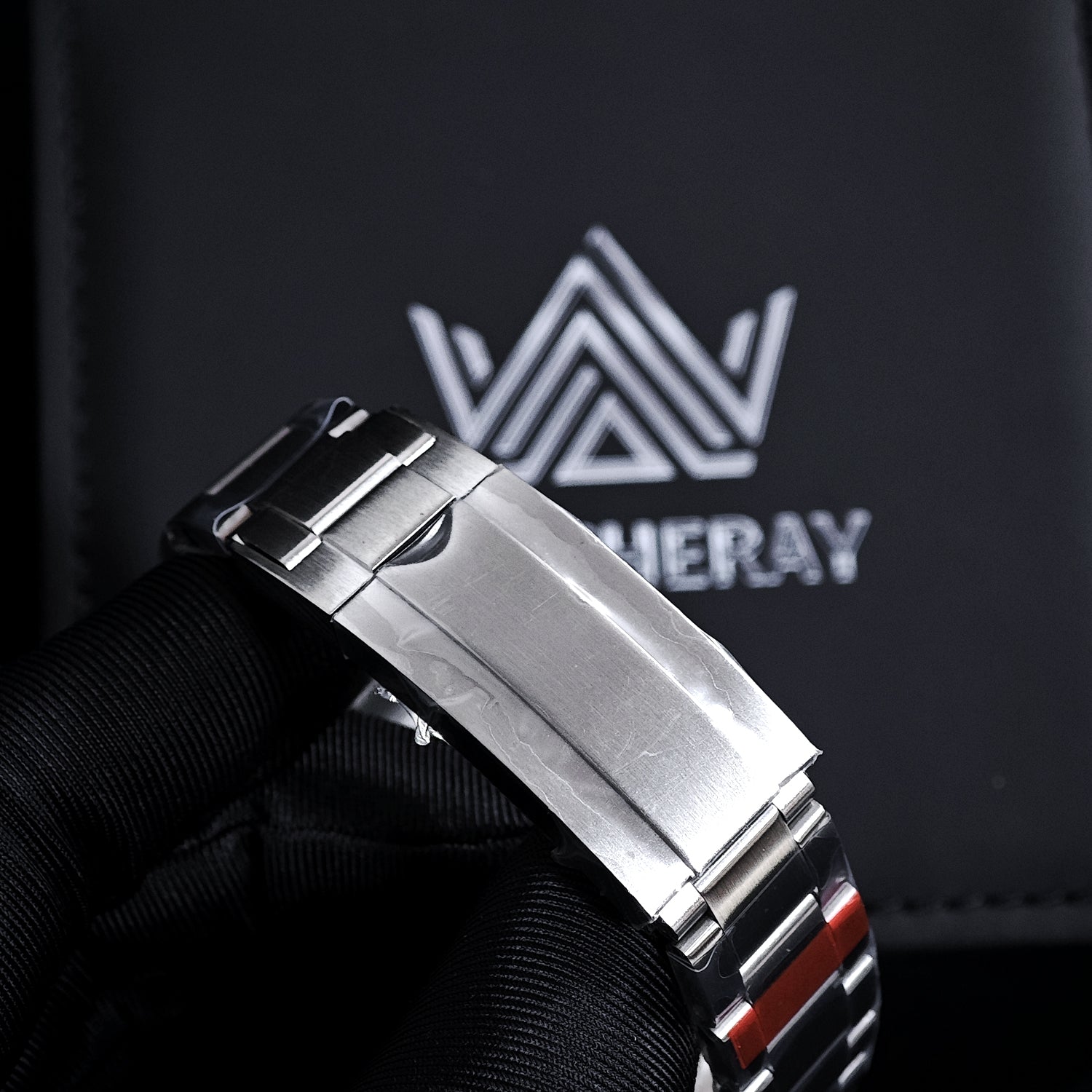GMT-MASTER BRUCE WAYNE