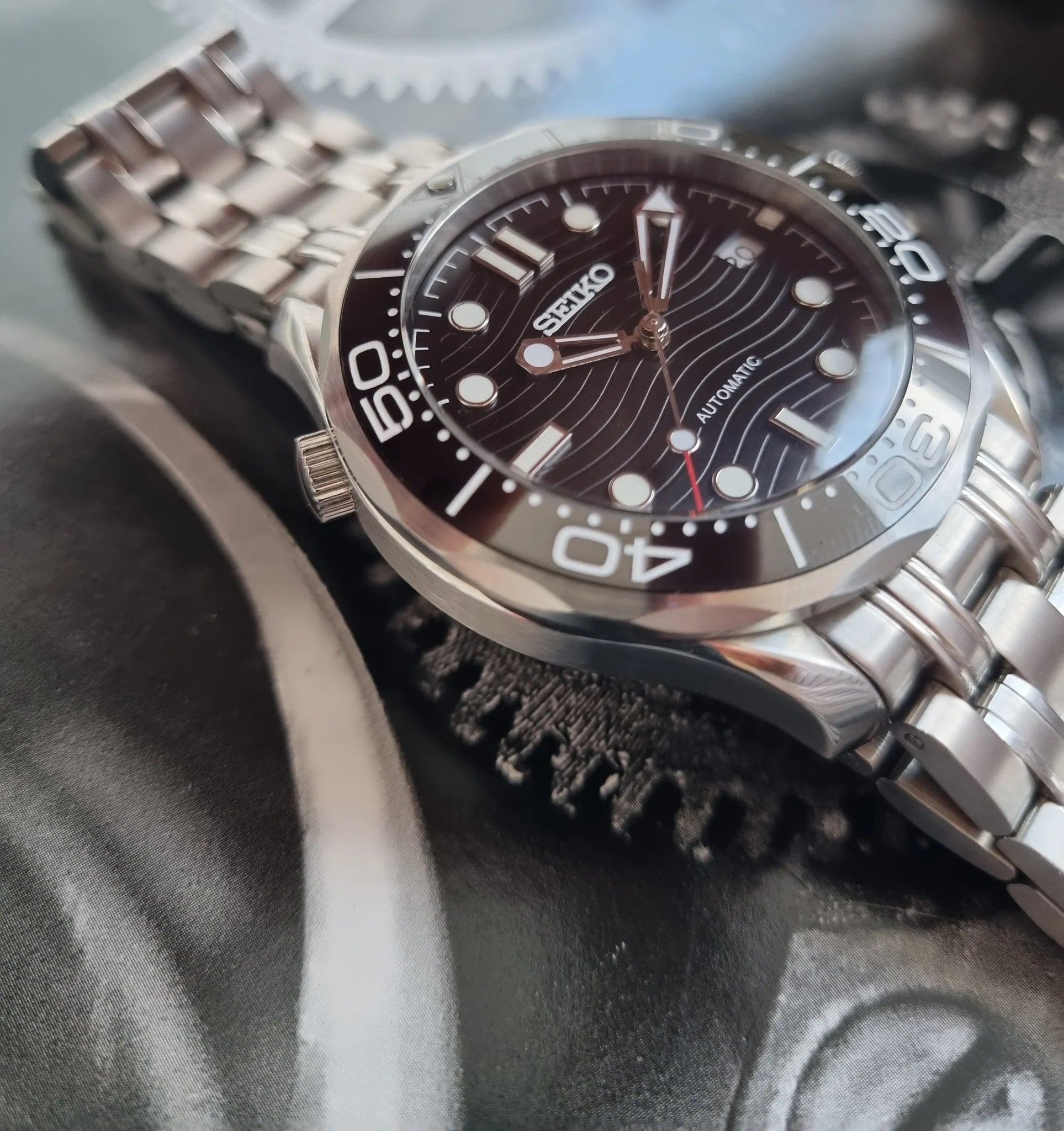 SEAMASTER BLACK