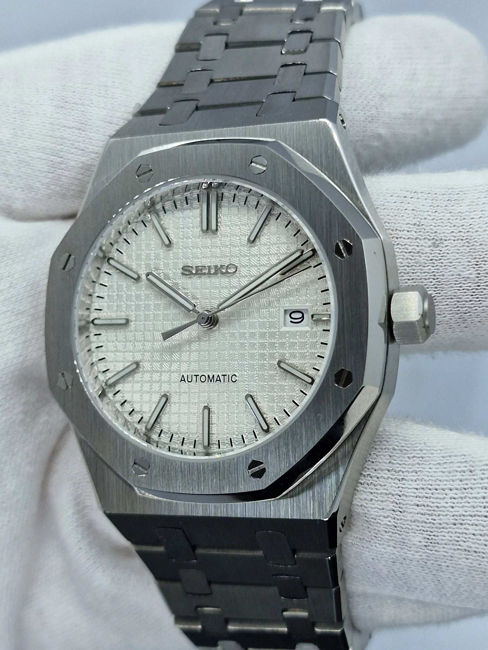 ROYAL OAK WHTIE