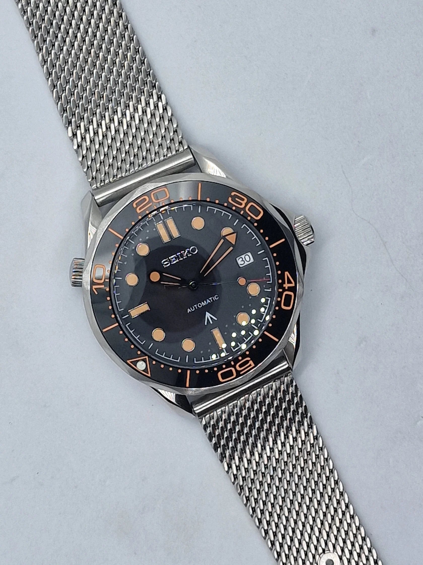 SEAMASTER NO TIME TO DIE (007)