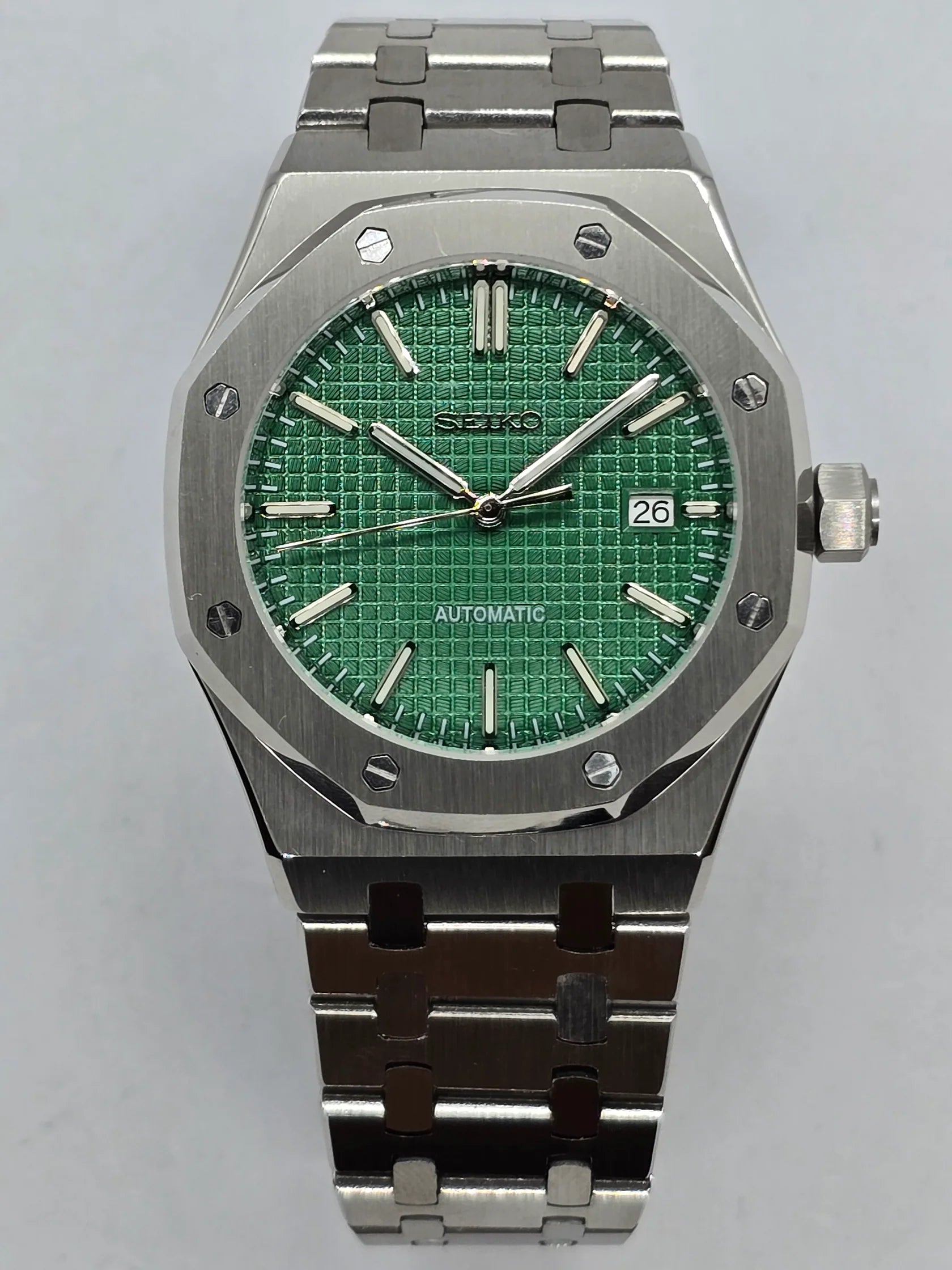 ROYAL OAK EMERALD GREEN