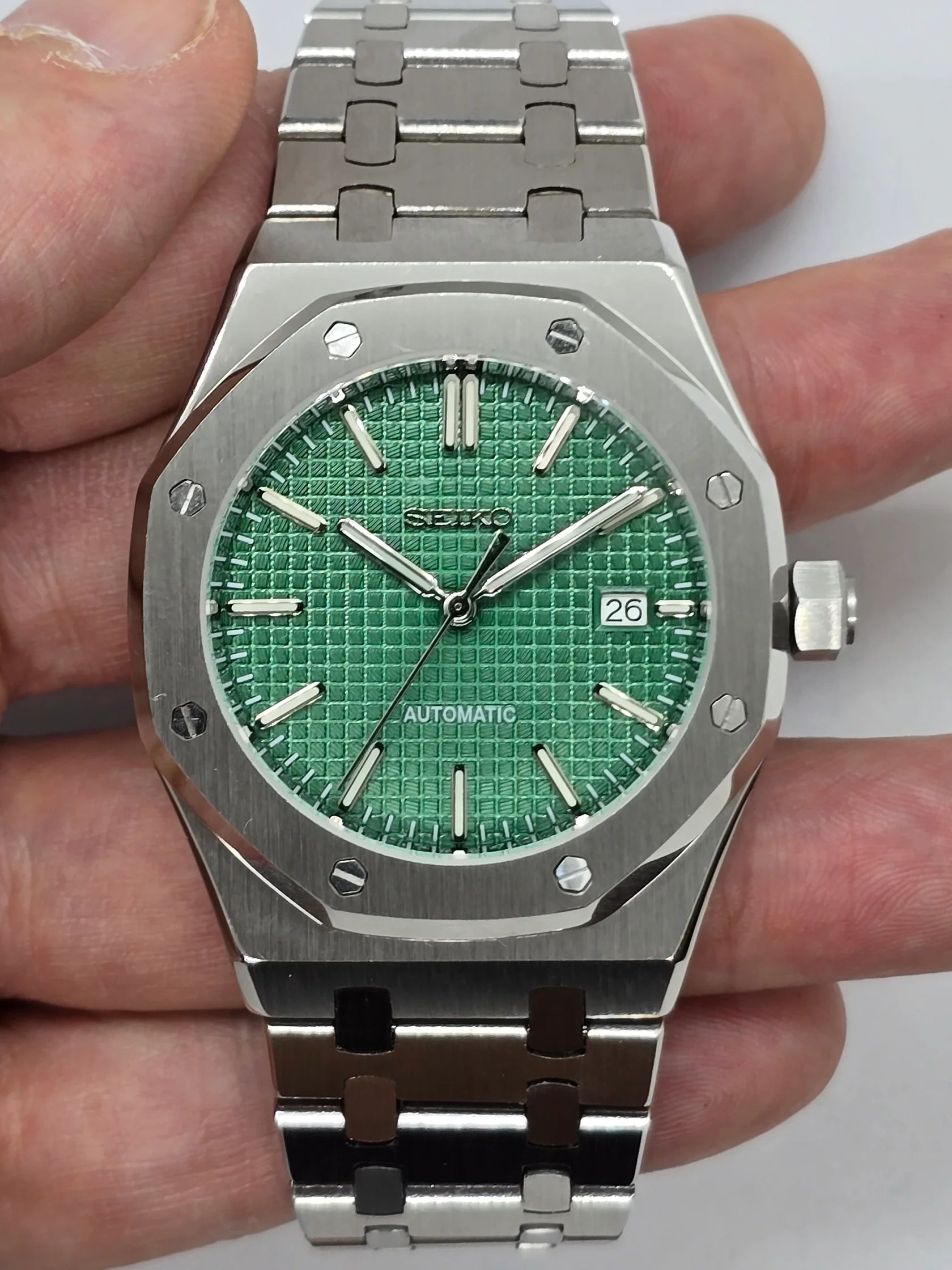 ROYAL OAK EMERALD GREEN