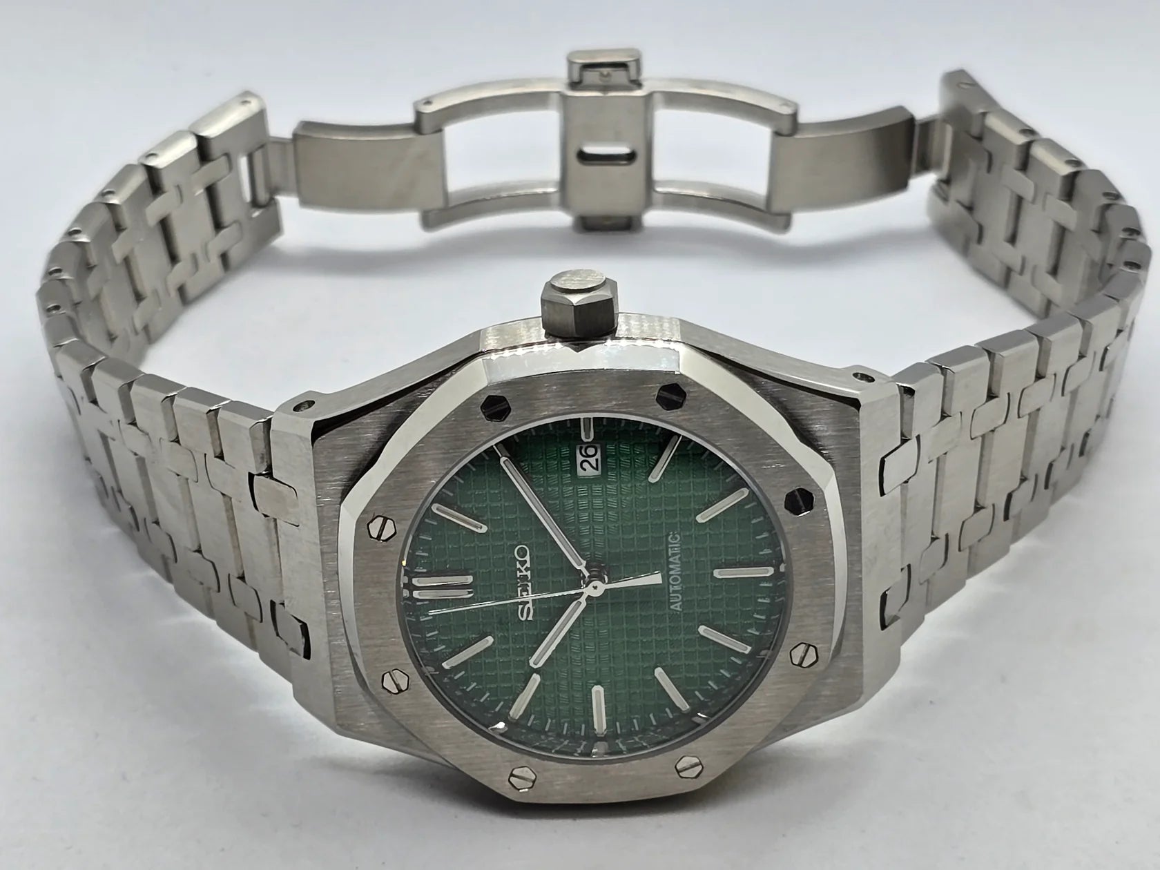 ROYAL OAK EMERALD GREEN