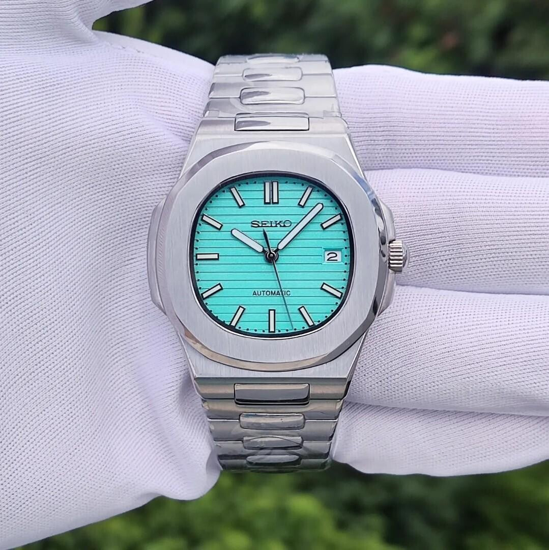 NAUTILUS TIFFANY BLUE