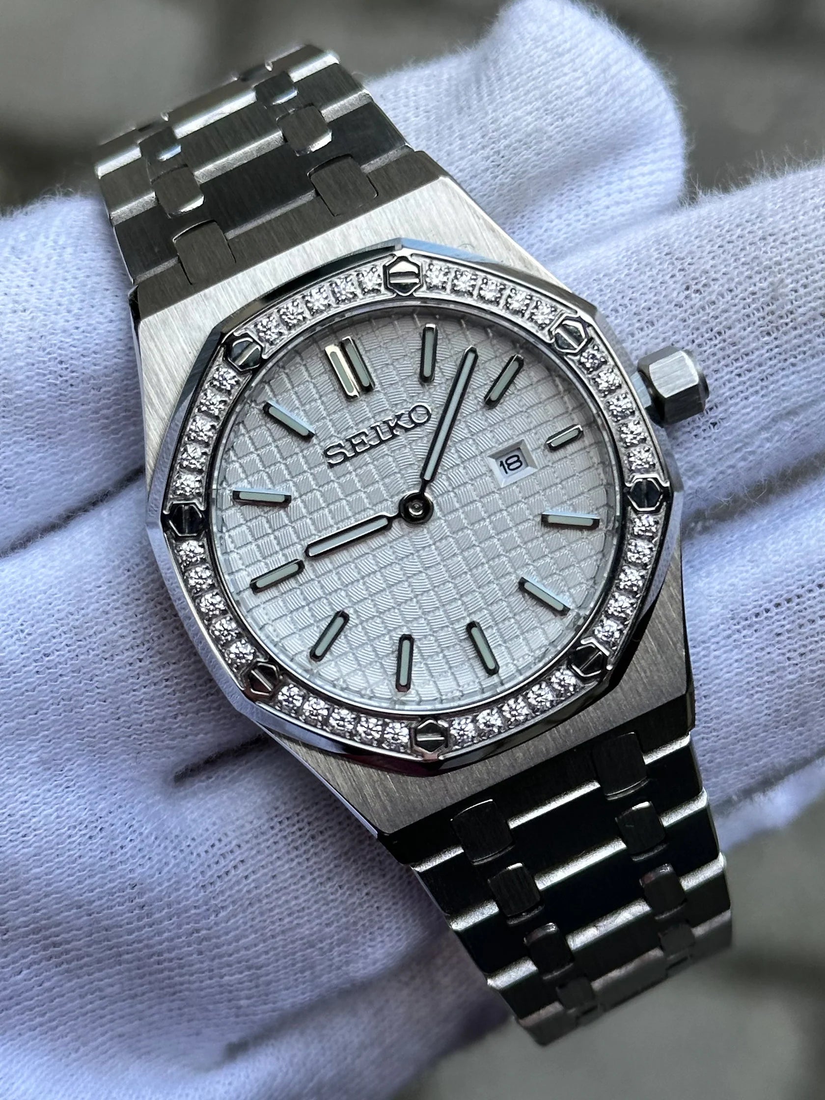ROYAL OAK WHITE DIAMOND WOMEN