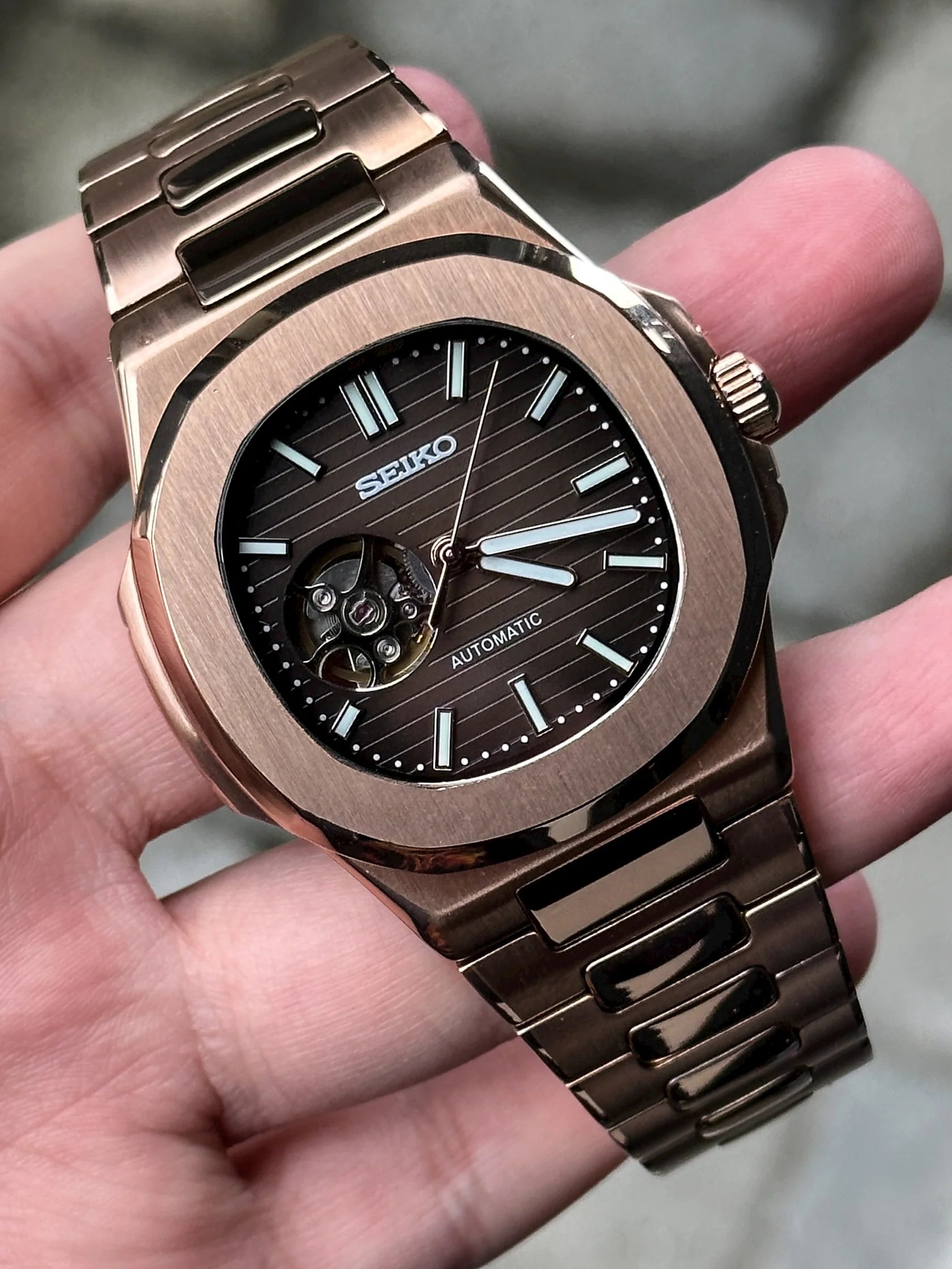 NAUTILUS OPEN HEART ROSEGOLD CHOCOLATE