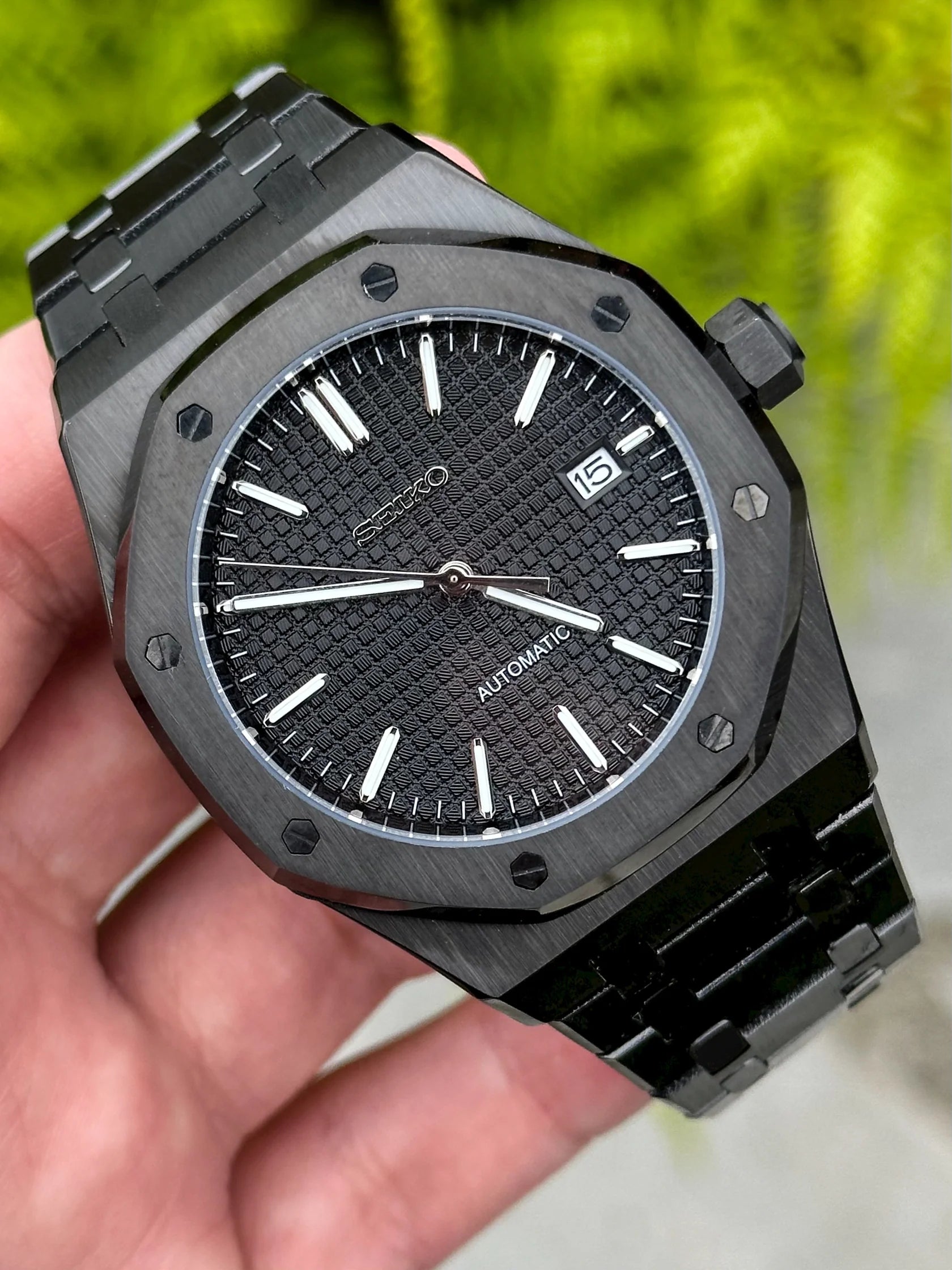 ROYAL OAK CHARCOAL BLACK