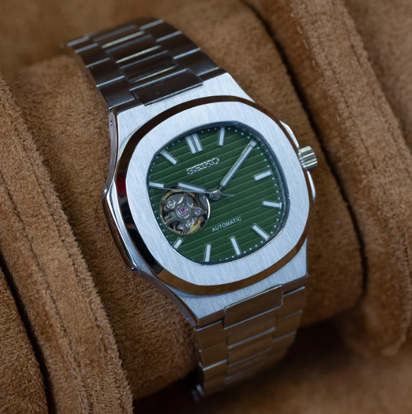 NAUTILUS OPEN HEART LEAF GREEN
