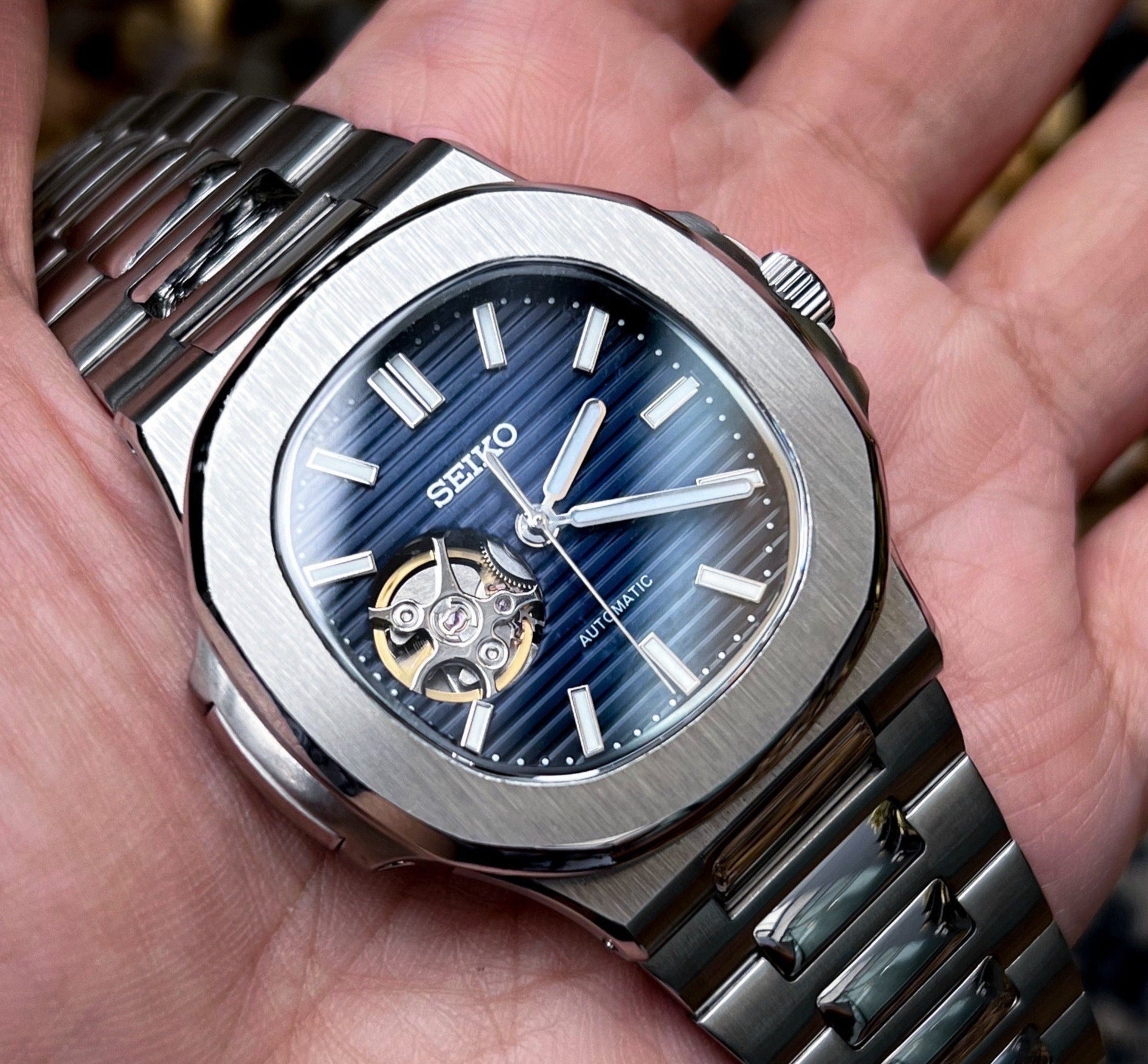 NAUTILUS OPEN HEART BLUE