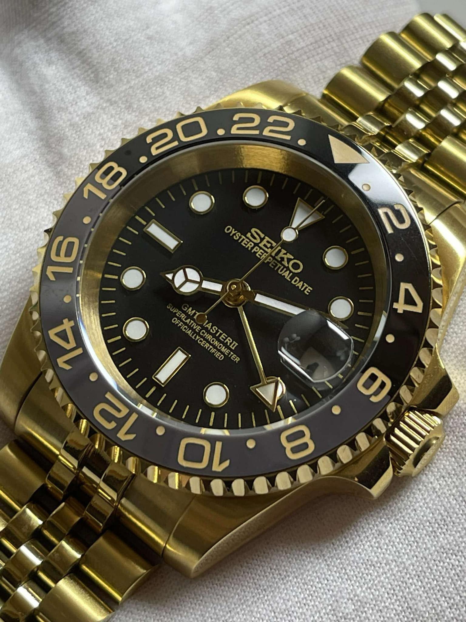 GMT-MASTER GOLDEN HOUR
