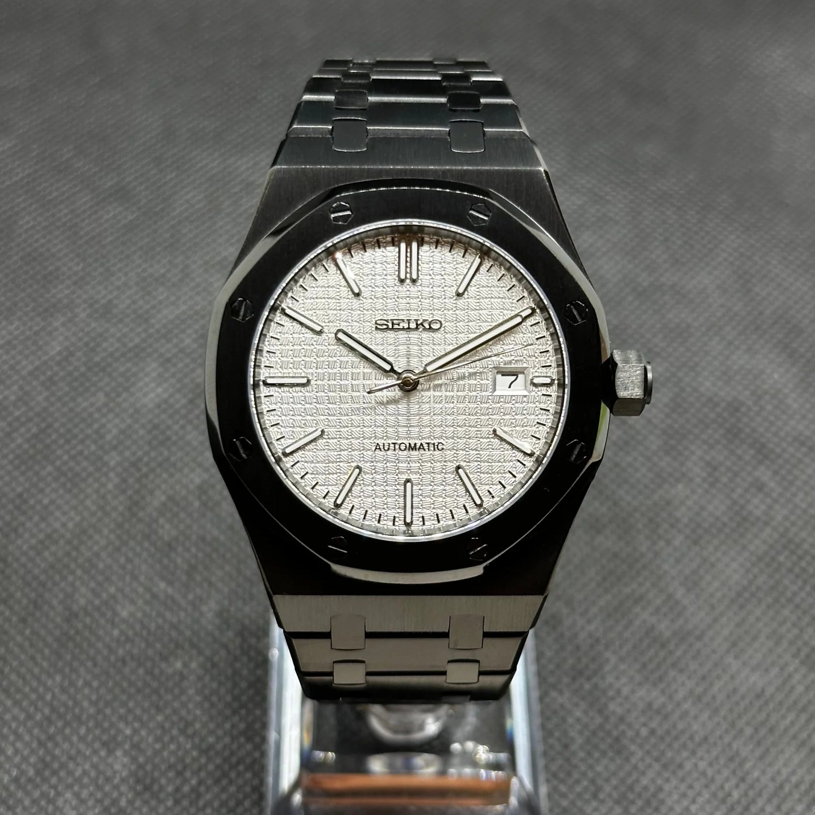 ROYAL OAK BLACK PERAL