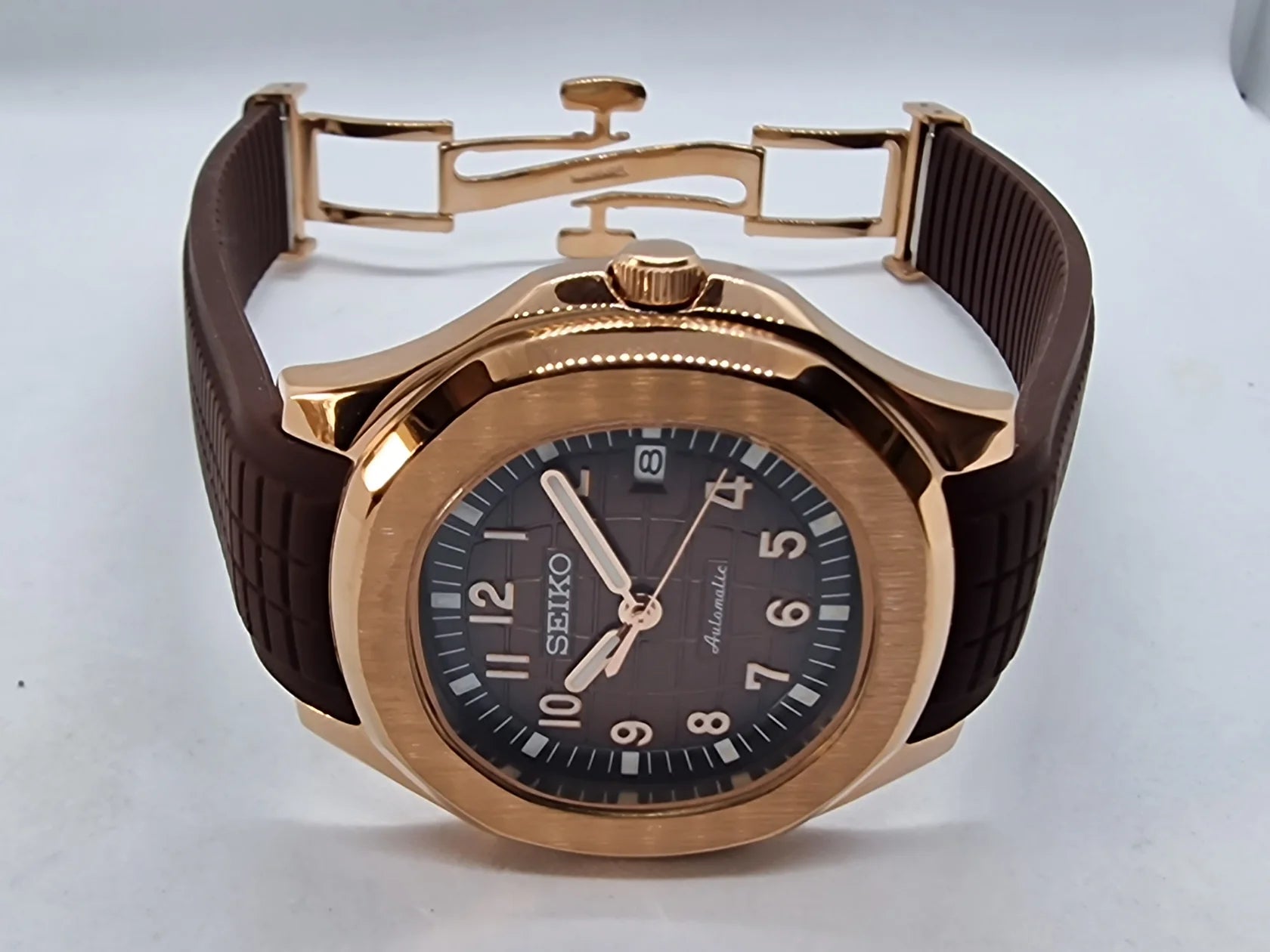AQUANAUT OAK ROSE GOLD