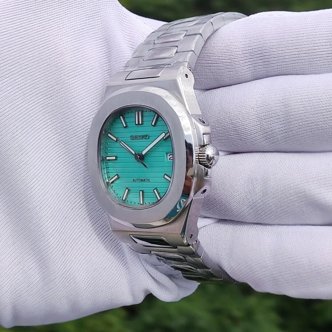 NAUTILUS TIFFANY BLUE