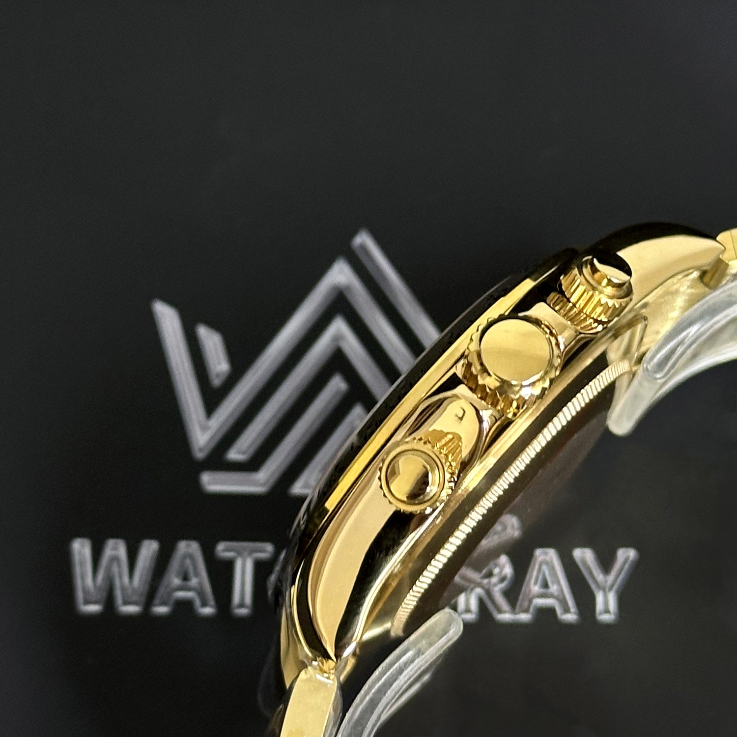 DAYTONA GOLD EMERALD