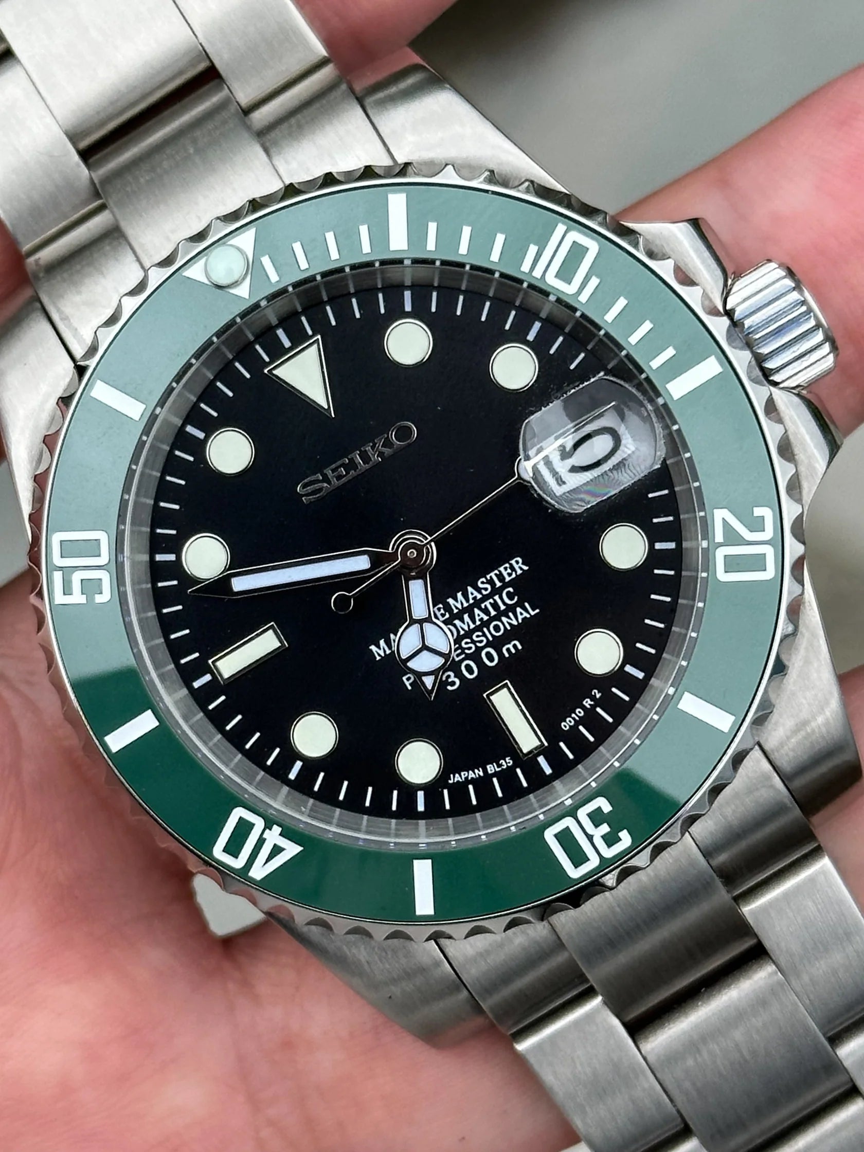SUBMARINER STARBUCKS