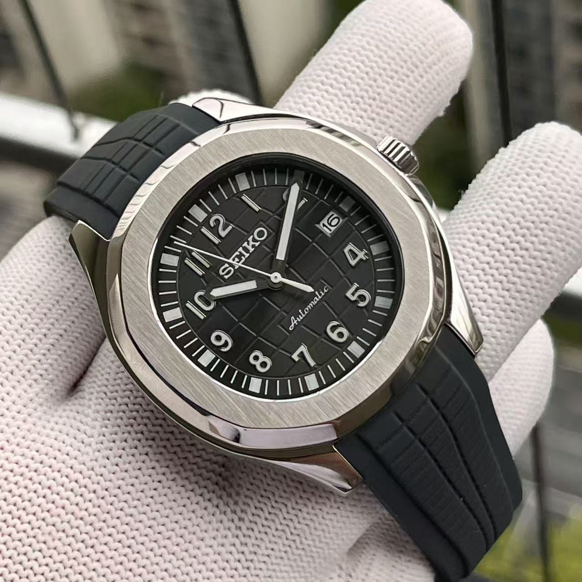 Seikonaut | Silver Black — Detail 1