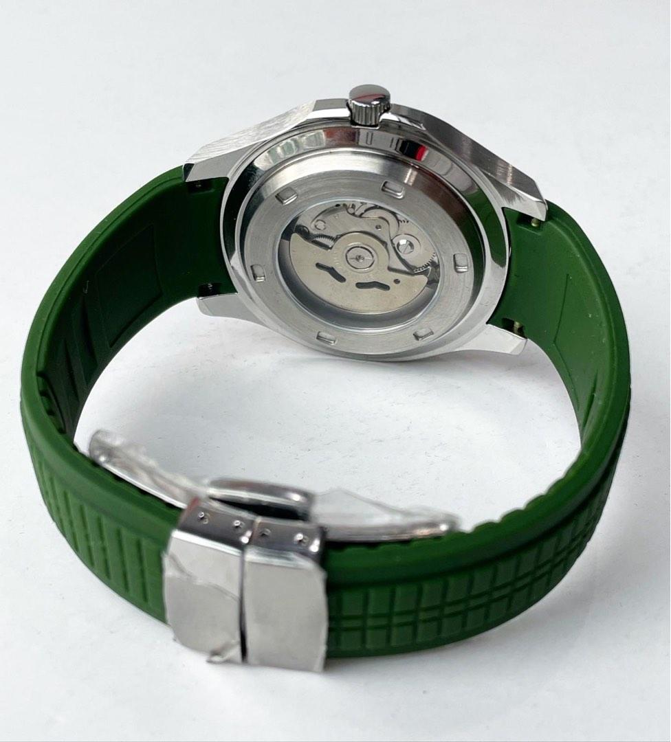AQUANAUT EMERALD GREEN