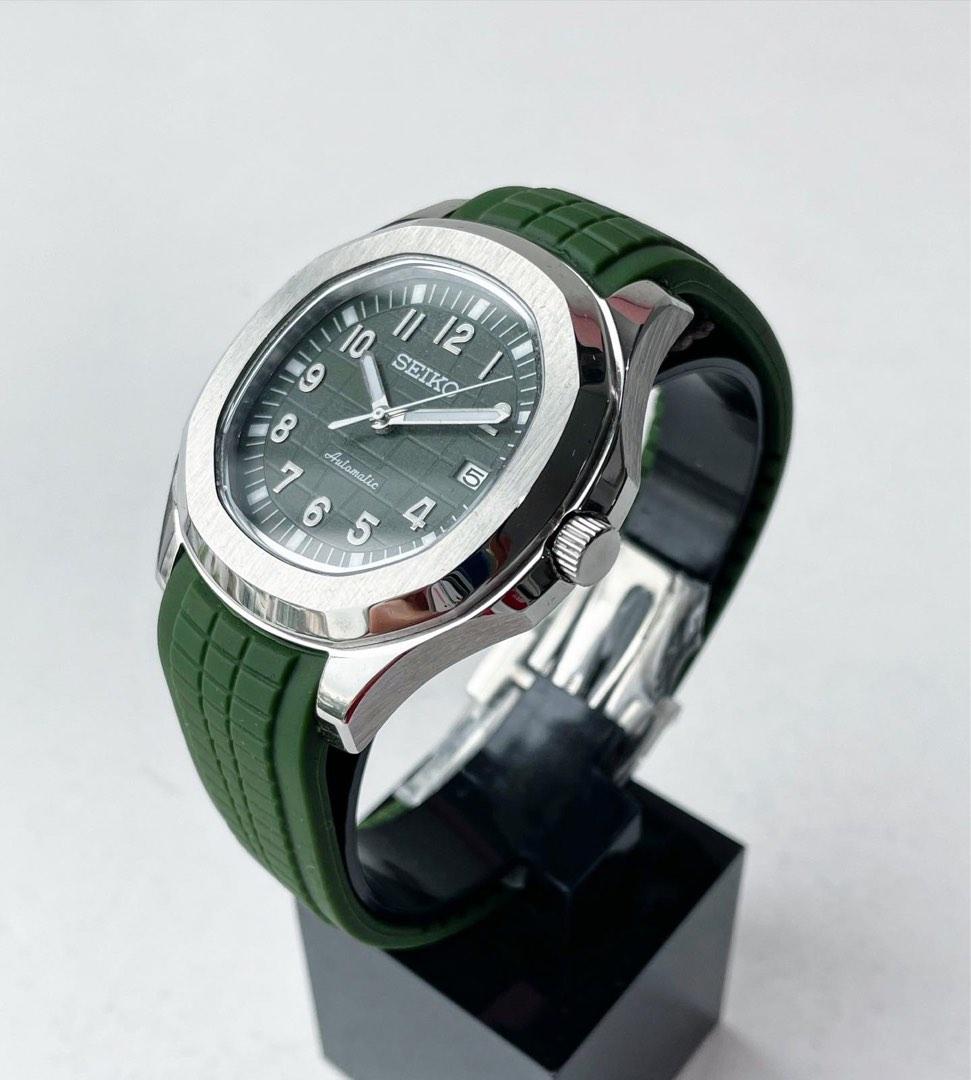 AQUANAUT EMERALD GREEN