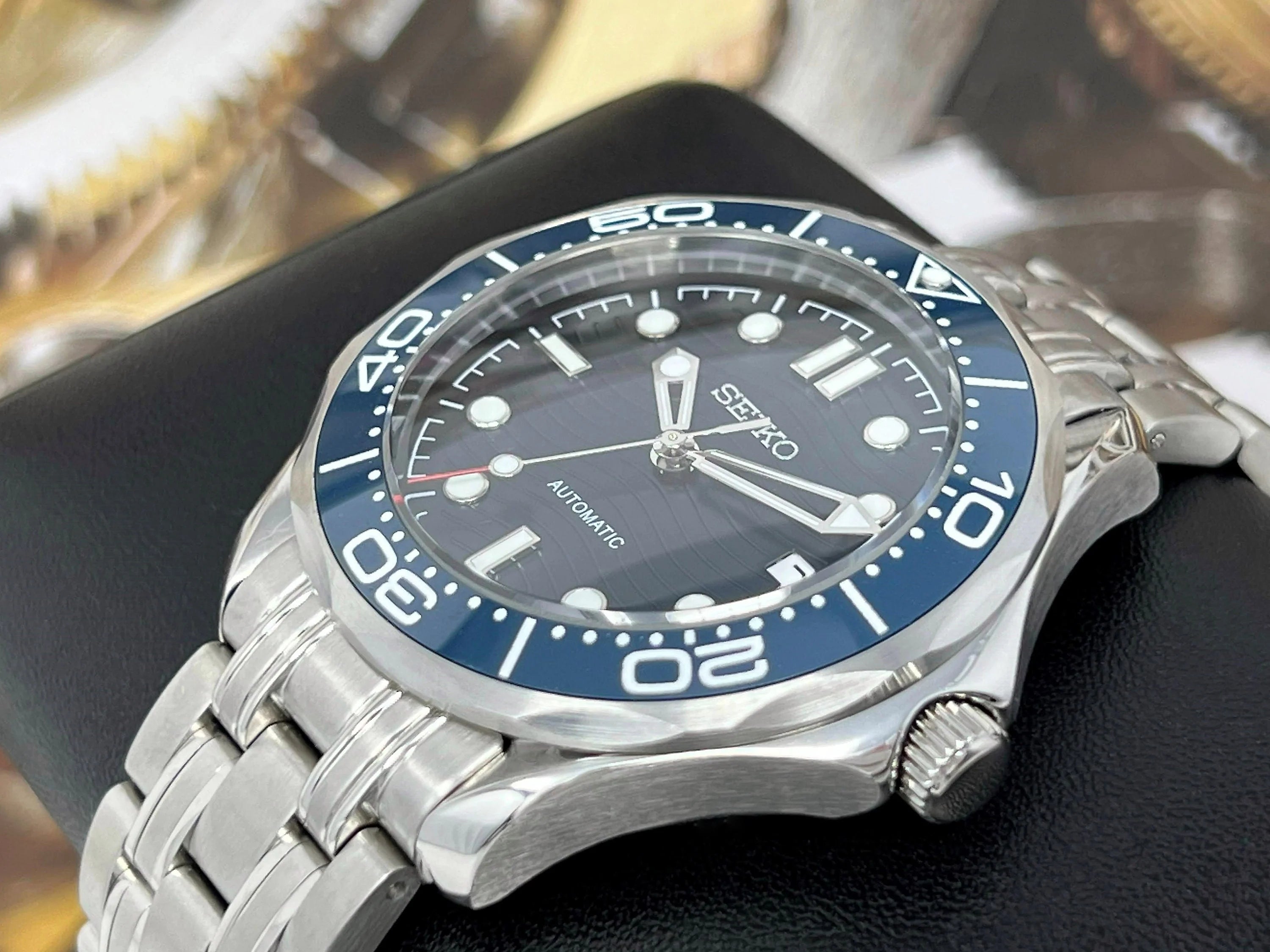 SEAMASTER NAVY
