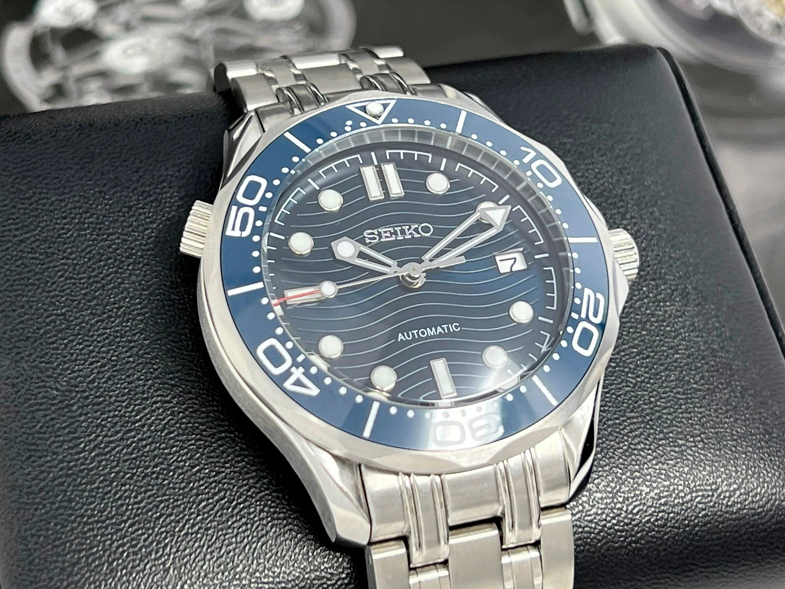 SEAMASTER NAVY