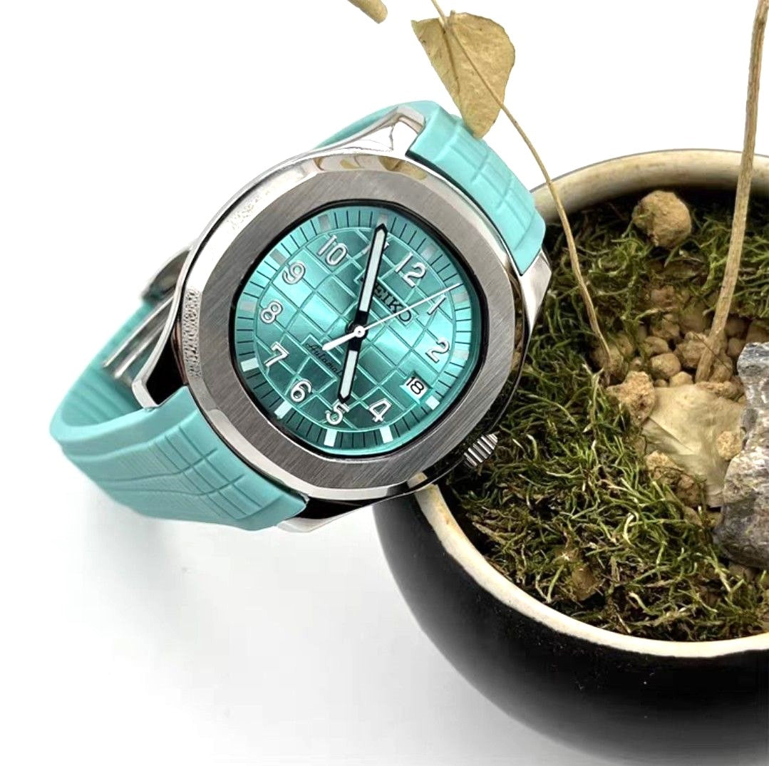 AQUANAUT TIFFANY BLUE