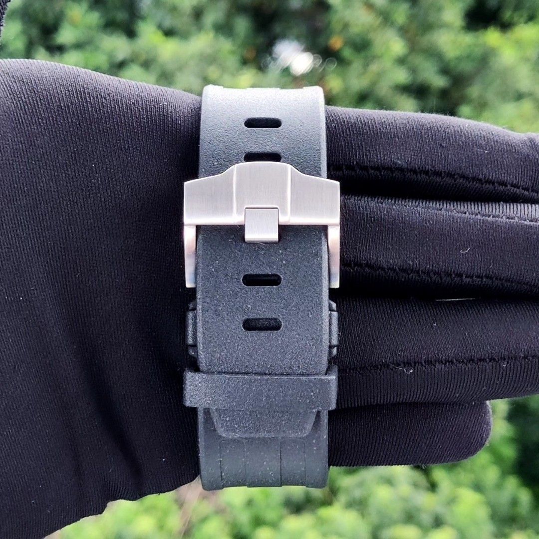 ROYAL OFFSHORE STEEL CHRONO BLACK