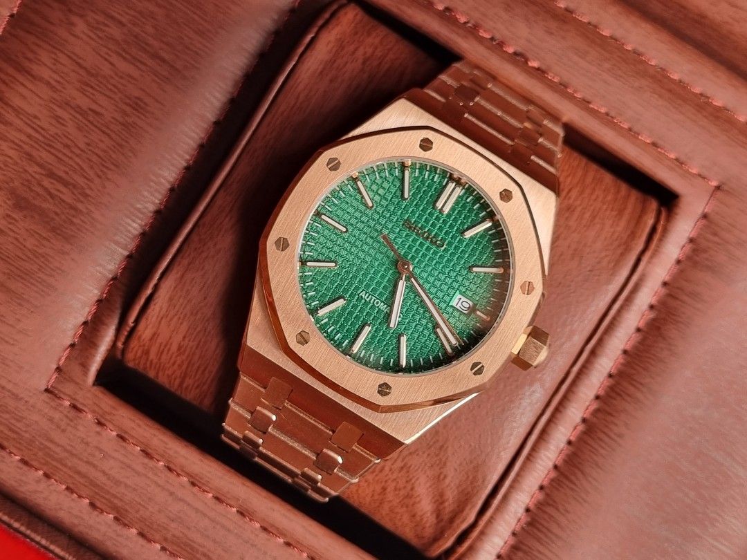 ROYAL OAK ROSE GOLD EMERALD